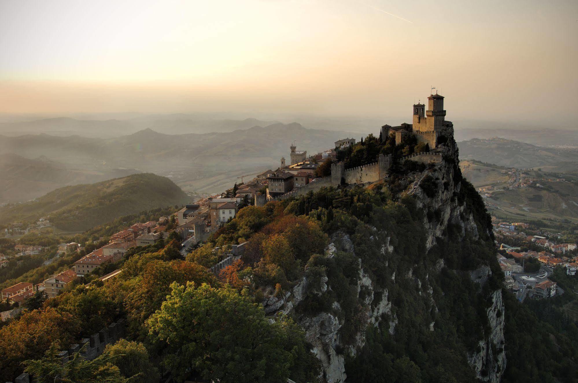 Titano Suites San Marino Zewnętrze zdjęcie