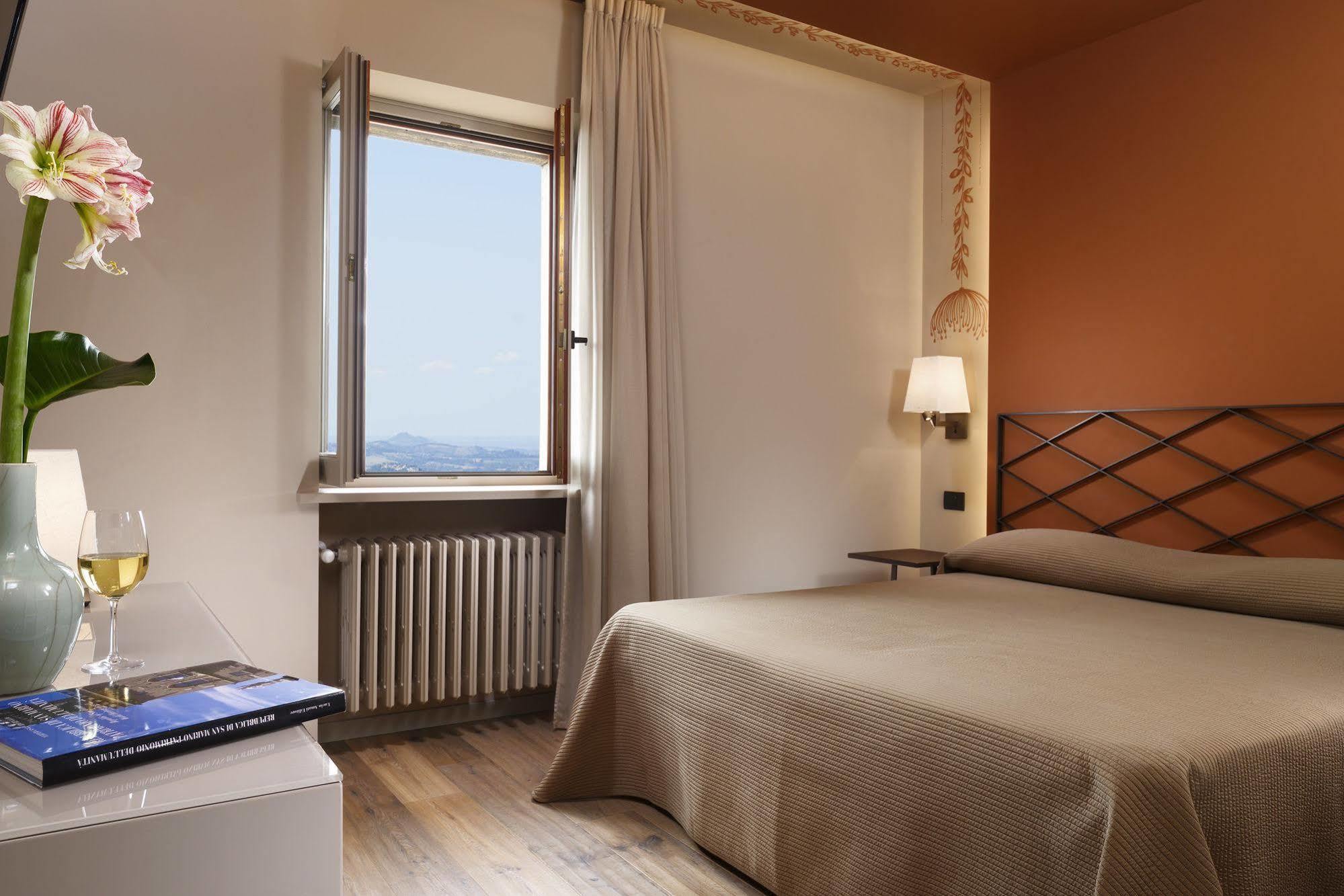 Titano Suites San Marino Zewnętrze zdjęcie